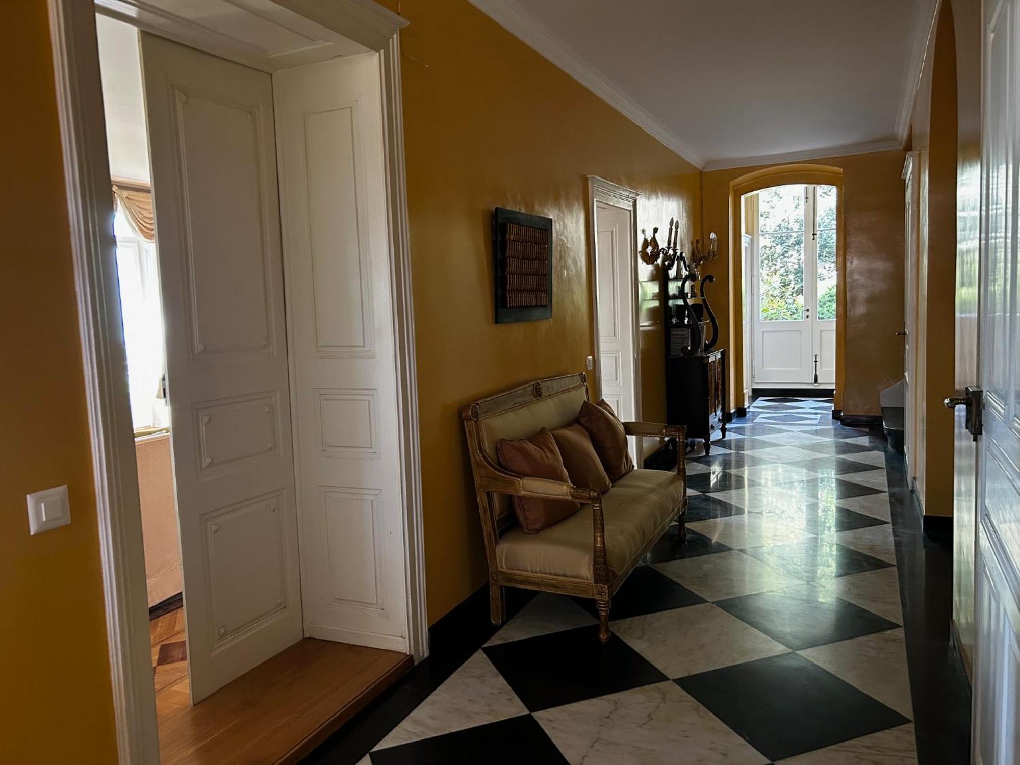 Le Chateau Lavigny Exterior photo
